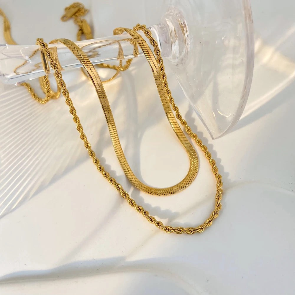 Velvexa Necklace