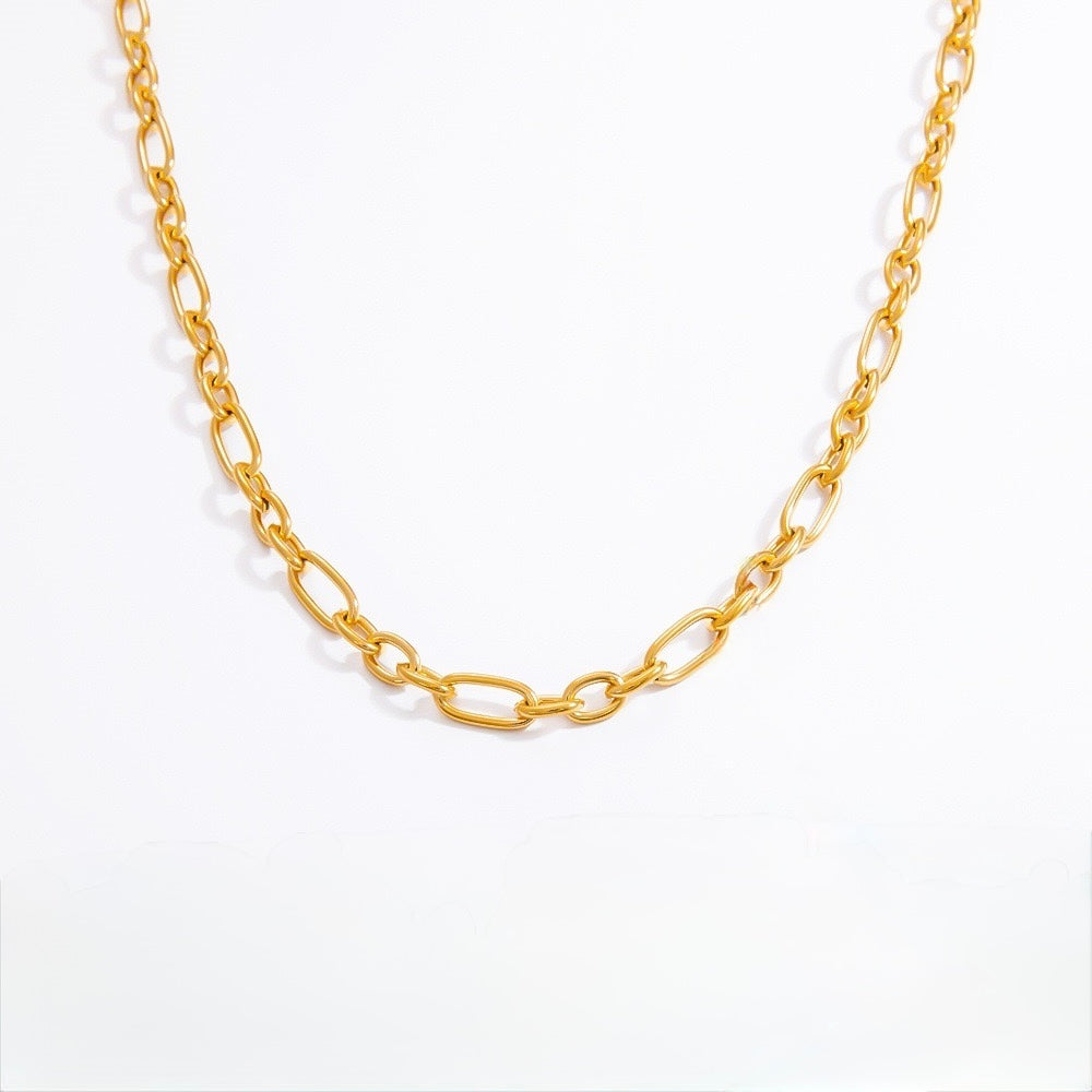 Oval link charm necklace