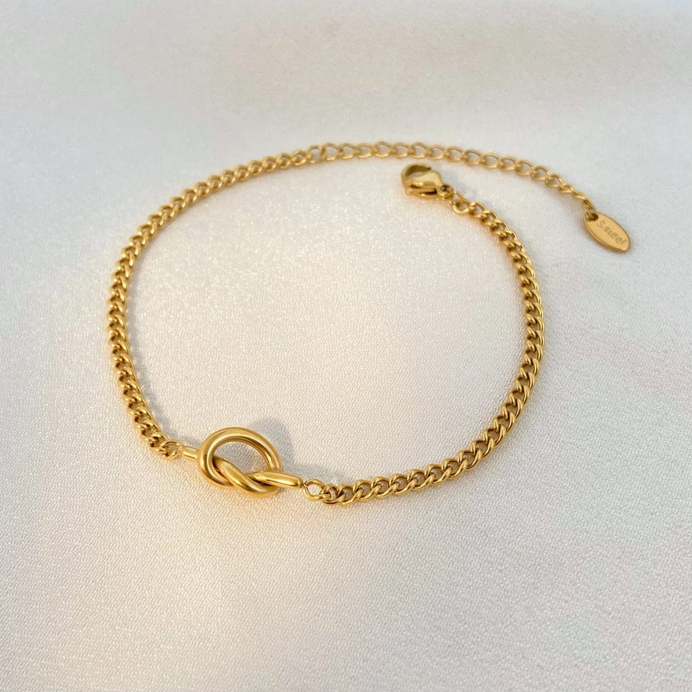 Isla Bracelets
